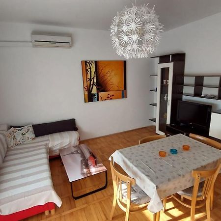Apartman SABADIN Njivice Bagian luar foto